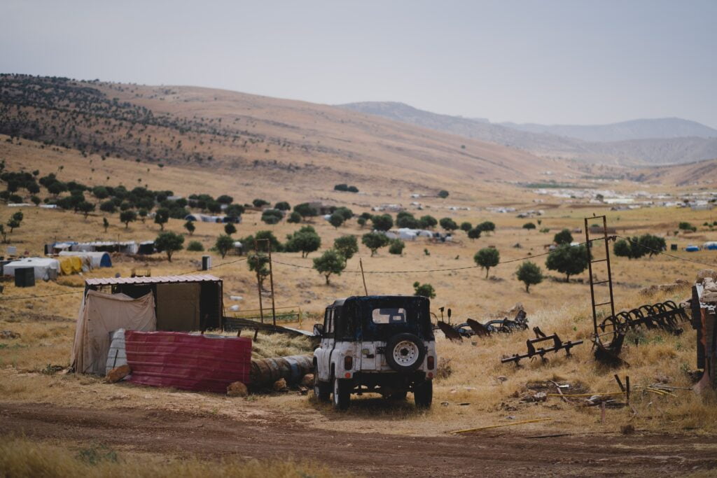 Ezidi Life Ten Years After the Genocide: A Look at Youth and Male Survivors