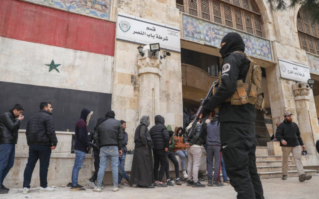 Hunderte von Eziden vertrieben nach dem Sturz des Regimes von Bashar al-Assad